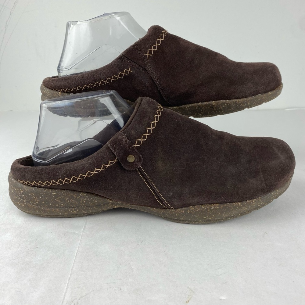 Clarks Collection Womens 11 Roseville Echo Clog Mule Mahogony Suede Slip On